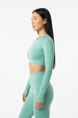 Seamless Activewear Set in Mint Green — Side Profile