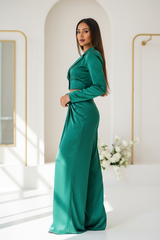 Emerald Satin Co-ord Set – Side Pose