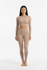 Seamless Activewear Set in Beige Nude — Front Full-Body
