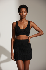 Matte Black — Pose 1